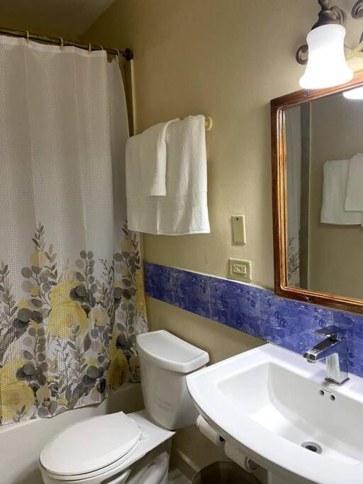 Lush Tropical Apartment Located In A 4-Star Resort Runaway Bay Zewnętrze zdjęcie
