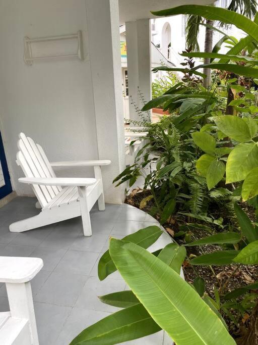 Lush Tropical Apartment Located In A 4-Star Resort Runaway Bay Zewnętrze zdjęcie