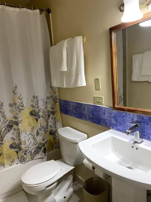 Lush Tropical Apartment Located In A 4-Star Resort Runaway Bay Zewnętrze zdjęcie